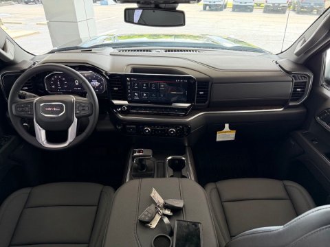New Onyx Black 2026 GMC Sierra 1500 SLT 4WD - photo 19 - Stock #261130