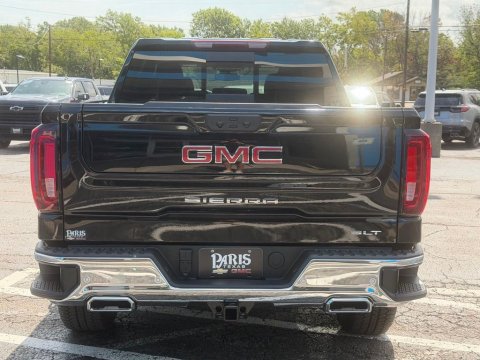 New Onyx Black 2026 GMC Sierra 1500 SLT 4WD - photo 5 - Stock #261130