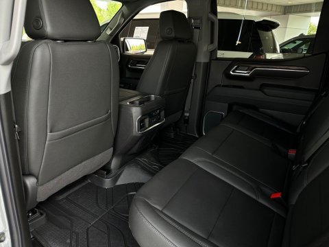 New Sterling Metallic 2026 GMC Sierra 1500 SLT 4WD - photo 14 - Stock #261117