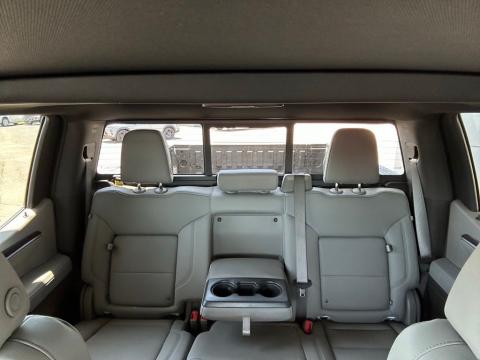 New Summit White 2026 GMC Sierra 1500 SLT 4WD - photo 24 - Stock #260953