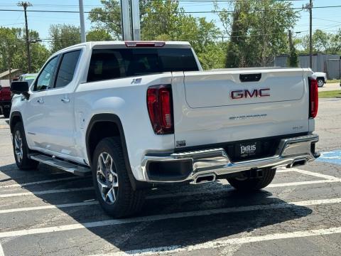 New Summit White 2026 GMC Sierra 1500 SLT 4WD - photo 8 - Stock #260953