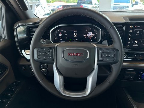 New Summit White 2026 GMC Sierra 1500 SLT 4WD - photo 18 - Stock #261149