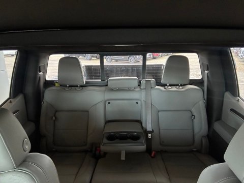 New Summit White 2026 GMC Sierra 1500 SLT 4WD - photo 25 - Stock #261149