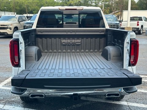 New Summit White 2026 GMC Sierra 1500 SLT 4WD - photo 6 - Stock #261149