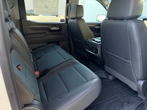 New Summit White 2026 GMC Sierra 1500 SLT 4WD - photo 17 - Stock #261137