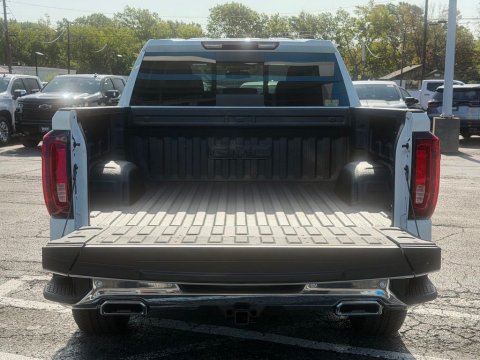 New Summit White 2026 GMC Sierra 1500 SLT 4WD - photo 6 - Stock #261137