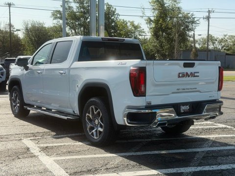 New Summit White 2026 GMC Sierra 1500 SLT 4WD - photo 8 - Stock #261137