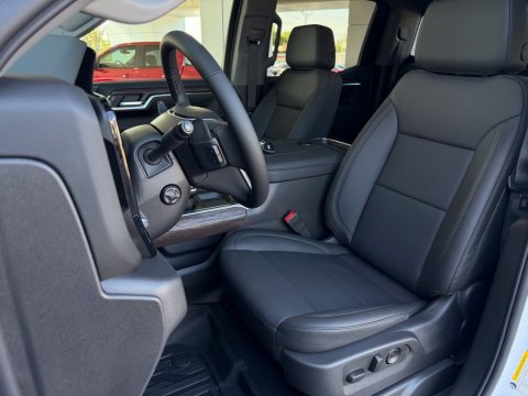 New Summit White 2026 GMC Sierra 1500 SLT 4WD - photo 13 - Stock #261137