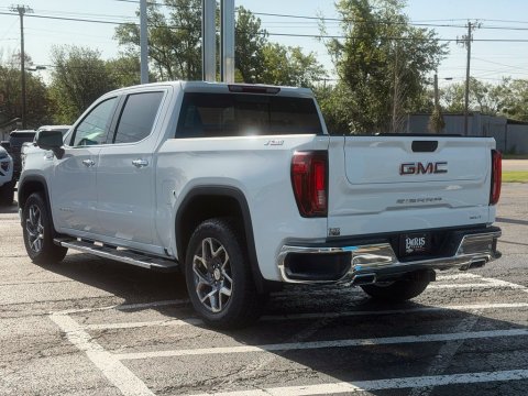 New Summit White 2026 GMC Sierra 1500 SLT 4WD - photo 9 - Stock #261137