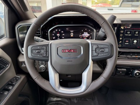 New Summit White 2026 GMC Sierra 1500 SLT 4WD - photo 19 - Stock #261421