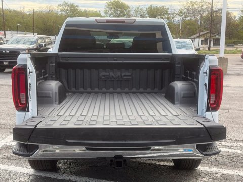 New Summit White 2026 GMC Sierra 1500 SLT 4WD - photo 7 - Stock #261421