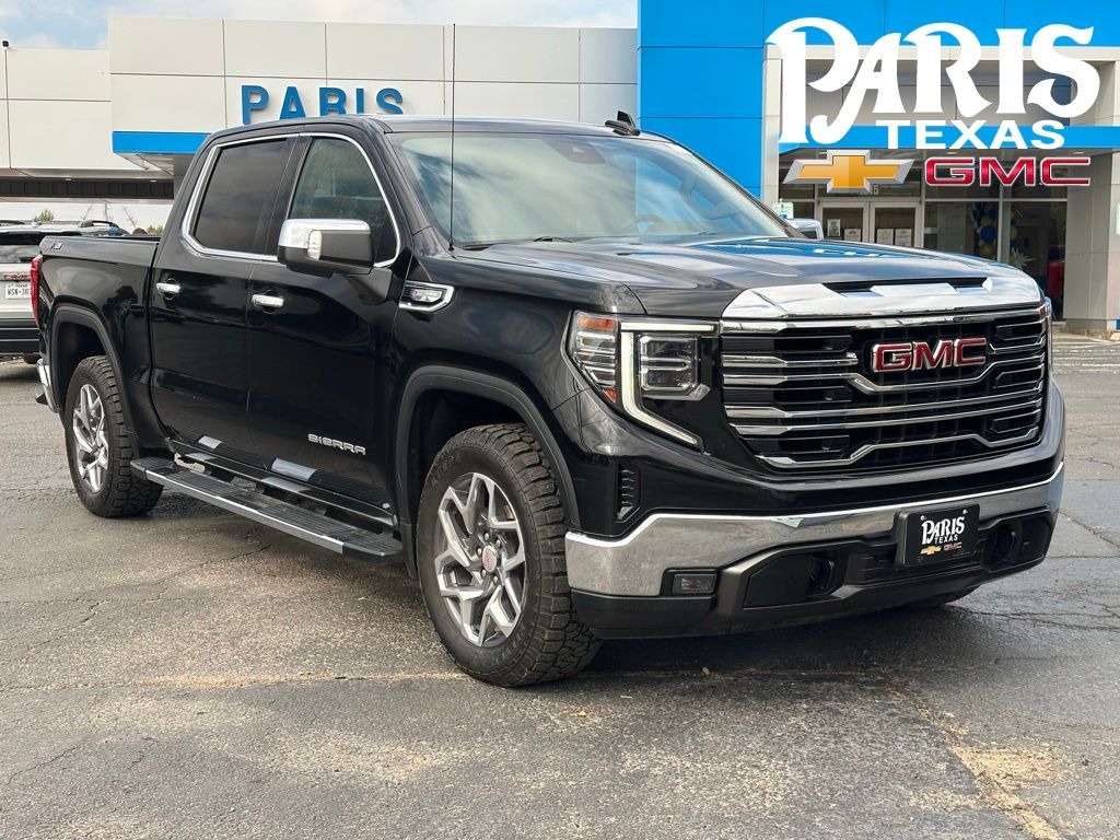 2023 GMC Sierra 1500 SLT's photo