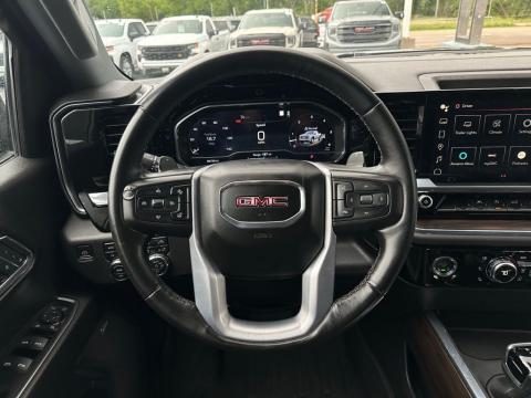 Pre-Owned Onyx Black 2023 GMC Sierra 1500 SLT 4WD - photo 18 - Stock #260628C