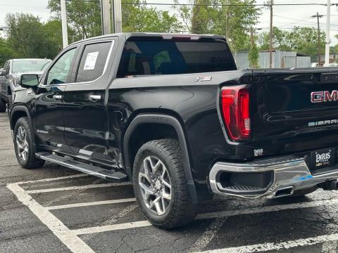 Pre-Owned Onyx Black 2023 GMC Sierra 1500 SLT 4WD - photo 7 - Stock #260628C