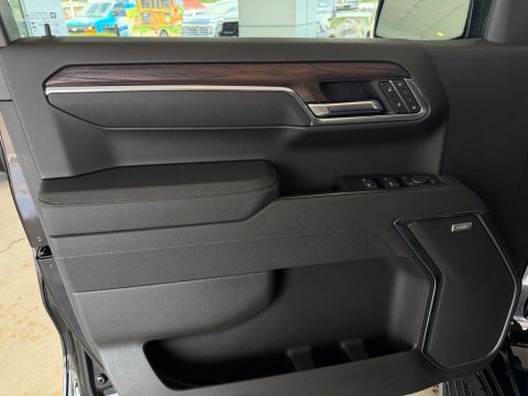 New Onyx Black 2026 GMC Sierra 1500 SLT 4WD - photo 10 - Stock #261119