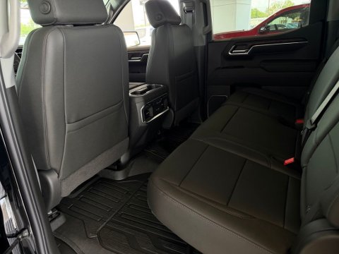 New Onyx Black 2026 GMC Sierra 1500 SLT 4WD - photo 14 - Stock #261119