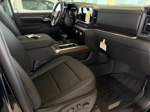 New Onyx Black 2026 GMC Sierra 1500 SLT 4WD - photo 15 - Stock #261119
