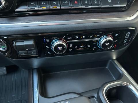 New Sterling Metallic 2026 GMC Sierra 1500 SLT 4WD - photo 23 - Stock #260912