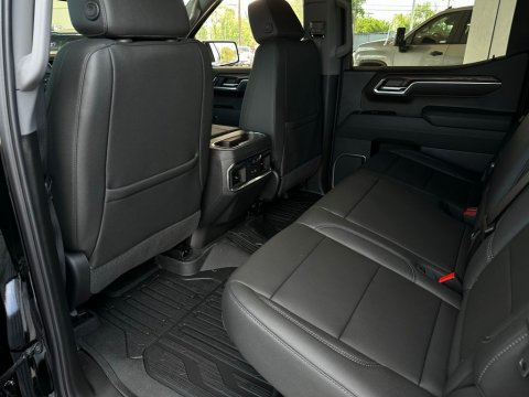 New Onyx Black 2026 GMC Sierra 1500 SLT 4WD - photo 14 - Stock #260869