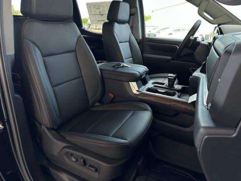 New Onyx Black 2026 GMC Sierra 1500 SLT 4WD - photo 16 - Stock #260869