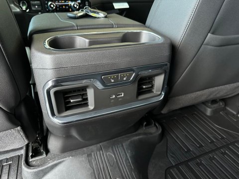 New Onyx Black 2026 GMC Sierra 1500 SLT 4WD - photo 21 - Stock #260869