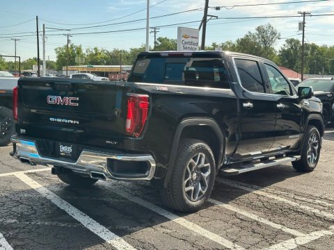 New Onyx Black 2026 GMC Sierra 1500 SLT 4WD - photo 7 - Stock #260869