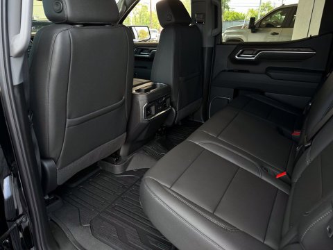 New Onyx Black 2026 GMC Sierra 1500 SLT 4WD - photo 15 - Stock #260869