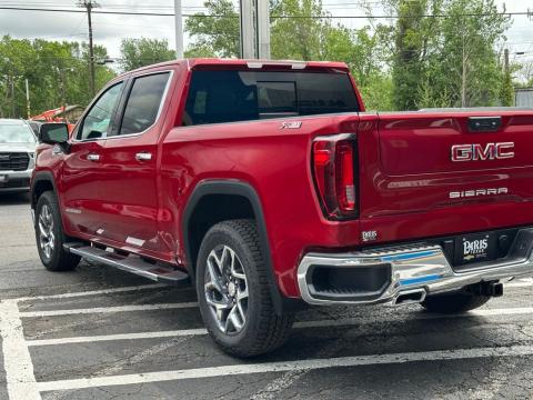 New Volcanic Red Tintcoat 2026 GMC Sierra 1500 SLT 4WD - photo 8 - Stock #260777