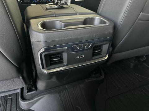 New Onyx Black 2026 GMC Sierra 1500 SLT 4WD - photo 21 - Stock #260843