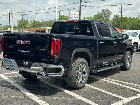 New Onyx Black 2026 GMC Sierra 1500 SLT 4WD - photo 7 - Stock #260843