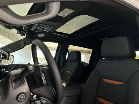 New Summit White 2026 GMC Sierra 1500 AT4 4WD - photo 13 - Stock #260786