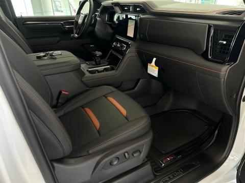 New Summit White 2026 GMC Sierra 1500 AT4 4WD - photo 15 - Stock #260786