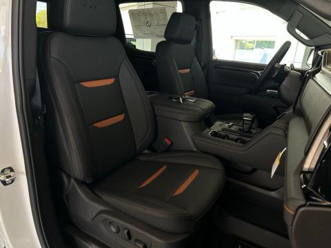 New Summit White 2026 GMC Sierra 1500 AT4 4WD - photo 16 - Stock #260786