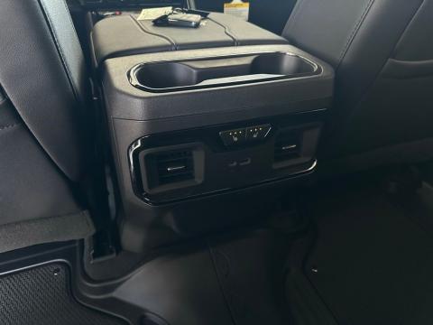 New Summit White 2026 GMC Sierra 1500 AT4 4WD - photo 21 - Stock #260786