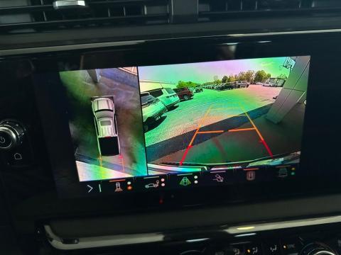 New Summit White 2026 GMC Sierra 1500 AT4 4WD - photo 26 - Stock #260786