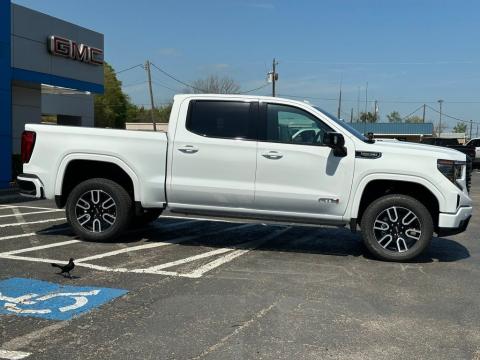 New Summit White 2026 GMC Sierra 1500 AT4 4WD - photo 4 - Stock #260786