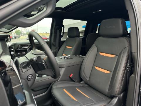 New Onyx Black 2026 GMC Sierra 1500 AT4 4WD - photo 12 - Stock #260767