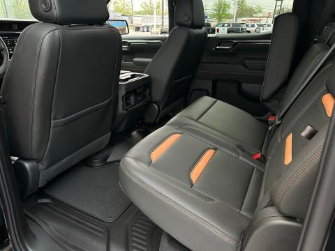 New Onyx Black 2026 GMC Sierra 1500 AT4 4WD - photo 14 - Stock #260767