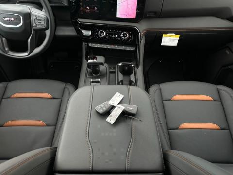 New Onyx Black 2026 GMC Sierra 1500 AT4 4WD - photo 20 - Stock #260859