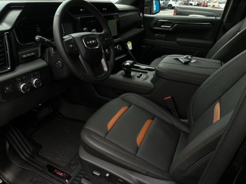 New Onyx Black 2026 GMC Sierra 1500 AT4 4WD - photo 9 - Stock #260859