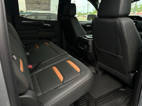 New Sterling Metallic 2026 GMC Sierra 1500 AT4 4WD - photo 17 - Stock #260852