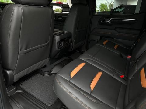 New Sterling Metallic 2026 GMC Sierra 1500 AT4 4WD - photo 14 - Stock #260801