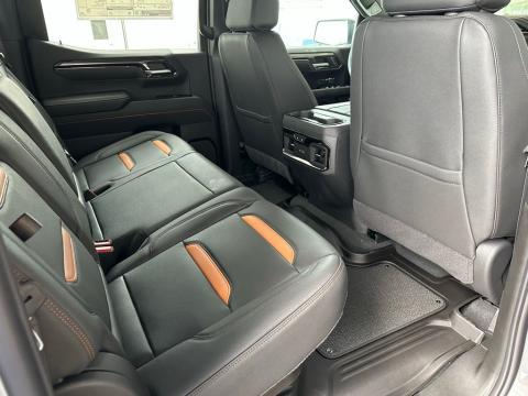 New Sterling Metallic 2026 GMC Sierra 1500 AT4 4WD - photo 17 - Stock #260801
