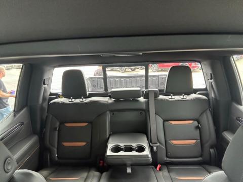 New Sterling Metallic 2026 GMC Sierra 1500 AT4 4WD - photo 25 - Stock #260801