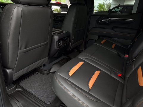 2026 GMC Sierra 1500 AT4 - Photo 15