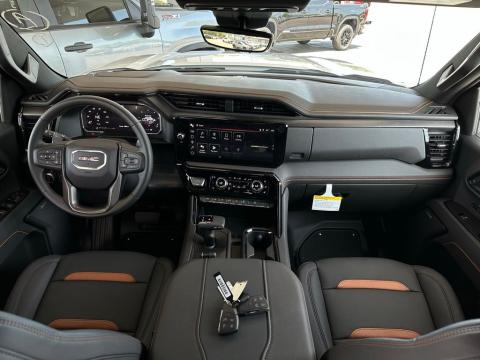 New Summit White 2026 GMC Sierra 1500 AT4 4WD - photo 18 - Stock #260882