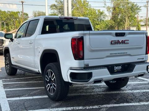New Summit White 2026 GMC Sierra 1500 AT4 4WD - photo 12 - Stock #260914
