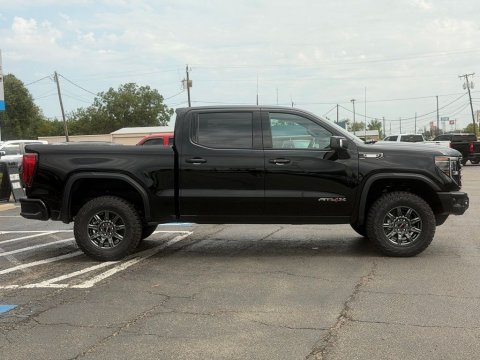 New Onyx Black 2026 GMC Sierra 1500 AT4X 4WD - photo 4 - Stock #261273