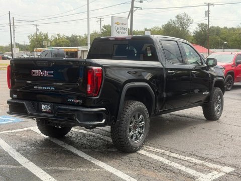 New Onyx Black 2026 GMC Sierra 1500 AT4X 4WD - photo 7 - Stock #261273