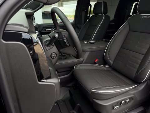 New Onyx Black 2026 GMC Sierra 1500 AT4X 4WD - photo 13 - Stock #261273
